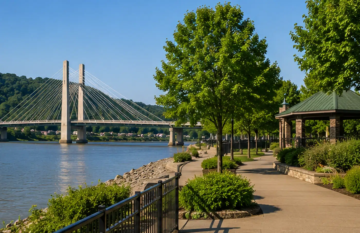 South Charleston WV riverfront service area for Patriot Tree Experts